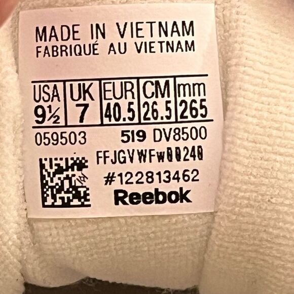 ANTHROPOLOGIE X REEBOK Like New Sneakers Retro Classic Leather Sneakers 9.5 - Picture 4 of 10